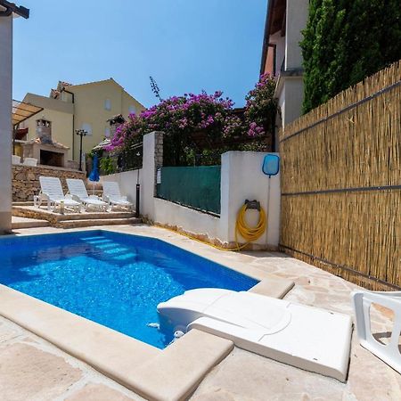 Apartments Listes Milna  Bagian luar foto